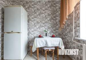 1-к квартира, посуточно, 33м2, 1/1 этаж