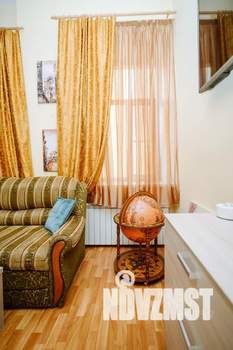 1-к квартира, посуточно, 50м2, 3/3 этаж