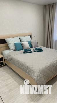 1-к квартира, посуточно, 38м2, 5/10 этаж