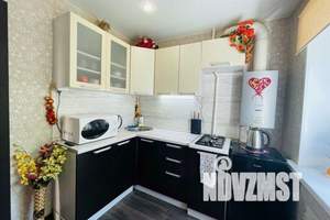 1-к квартира, посуточно, 35м2, 2/4 этаж