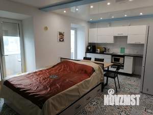 Студия квартира, посуточно, 35м2, 5/10 этаж
