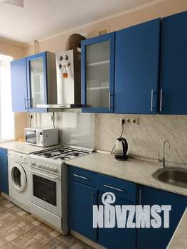 2-к квартира, посуточно, 44м2, 4/9 этаж