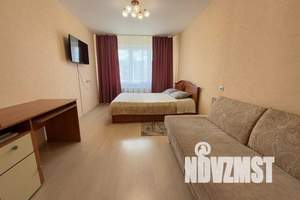 1-к квартира, посуточно, 42м2, 9/10 этаж