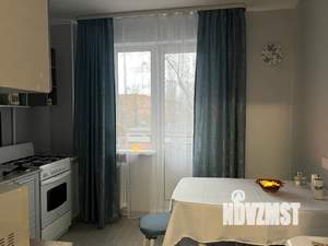 1-к квартира, посуточно, 32м2, 4/5 этаж