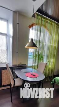 Студия квартира, посуточно, 33м2, 1/2 этаж