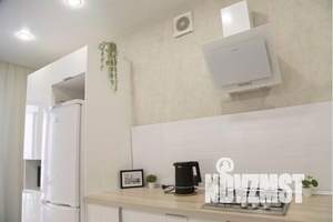 1-к квартира, посуточно, 40м2, 4/8 этаж