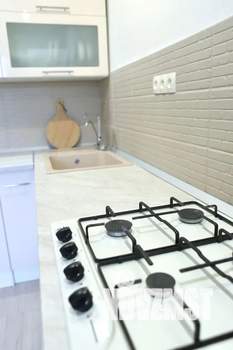 1-к квартира, посуточно, 43м2, 9/10 этаж