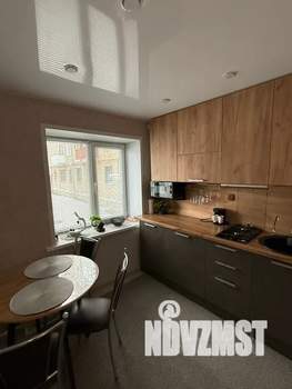 2-к квартира, посуточно, 50м2, 1/5 этаж