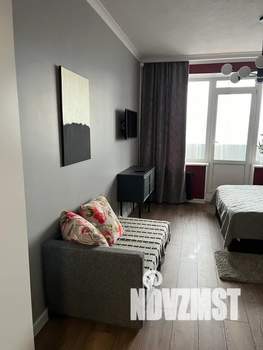 Студия квартира, посуточно, 30м2, 6/9 этаж