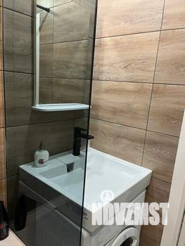 Студия квартира, посуточно, 30м2, 6/9 этаж