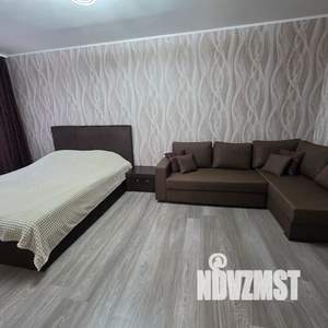 1-к квартира, посуточно, 33м2, 1/5 этаж