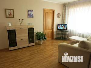 2-к квартира, посуточно, 45м2, 1/1 этаж