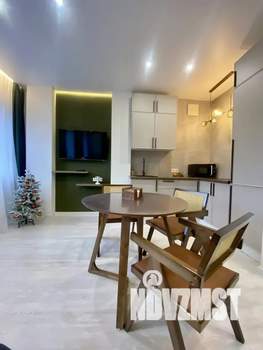 Студия квартира, посуточно, 40м2, 4/5 этаж