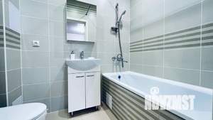 1-к квартира, посуточно, 37м2, 1/2 этаж