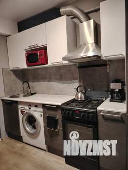 1-к квартира, посуточно, 40м2, 1/9 этаж