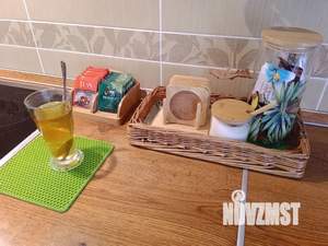 Студия квартира, посуточно, 44м2, 3/3 этаж