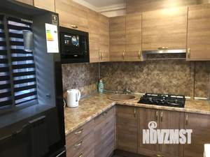 3-к квартира, посуточно, 60м2, 2/9 этаж