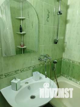 2-к квартира, посуточно, 54м2, 1/5 этаж