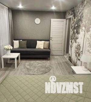 2-к квартира, посуточно, 44м2, 1/1 этаж