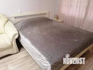 1-к квартира, посуточно, 38м2, 1/9 этаж