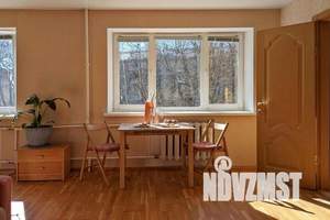 2-к квартира, посуточно, 45м2, 2/5 этаж