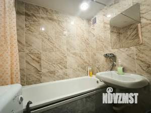 1-к квартира, посуточно, 38м2, 3/5 этаж