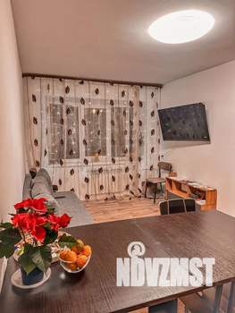 3-к квартира, посуточно, 57м2, 1/5 этаж