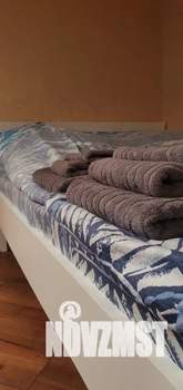 Студия квартира, посуточно, 35м2, 4/10 этаж