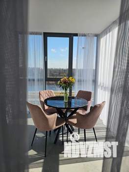 Студия квартира, посуточно, 42м2, 6/6 этаж