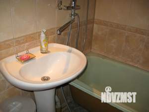 2-к квартира, посуточно, 50м2, 1/9 этаж