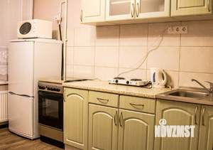 1-к квартира, посуточно, 38м2, 8/10 этаж
