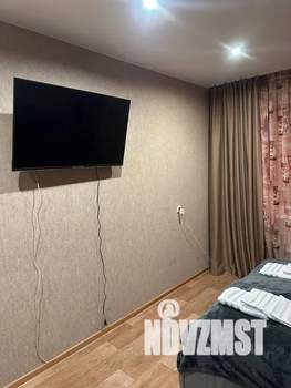 1-к квартира, посуточно, 38м2, 7/10 этаж