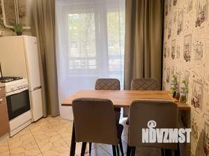 1-к квартира, посуточно, 40м2, 2/5 этаж