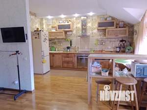 Студия квартира, посуточно, 44м2, 3/3 этаж