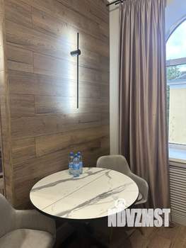 1-к квартира, посуточно, 42м2, 4/5 этаж