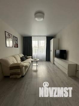 1-к квартира, посуточно, 39м2, 5/13 этаж