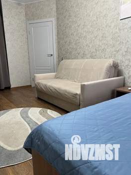 1-к квартира, посуточно, 34м2, 4/7 этаж