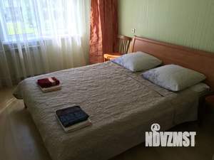 2-к квартира, посуточно, 52м2, 1/5 этаж