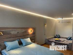 Студия квартира, посуточно, 42м2, 3/6 этаж