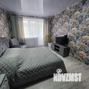 1-к квартира, посуточно, 34м2, 4/5 этаж