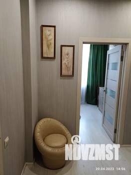 1-к квартира, посуточно, 38м2, 1/2 этаж