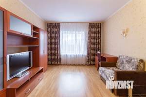 1-к квартира, на длительный срок, 50м2, 4/5 этаж