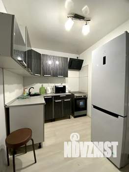 Студия квартира, посуточно, 28м2, 3/10 этаж