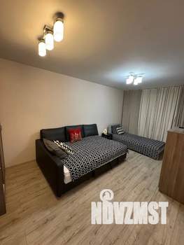 2-к квартира, посуточно, 56м2, 1/10 этаж