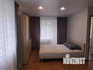1-к квартира, посуточно, 35м2, 5/5 этаж