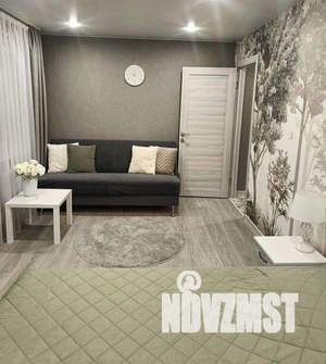 2-к квартира, посуточно, 44м2, 1/1 этаж