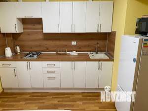 1-к квартира, посуточно, 37м2, 4/9 этаж