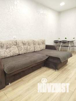 2-к квартира, посуточно, 46м2, 1/5 этаж