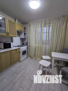 1-к квартира, посуточно, 36м2, 4/5 этаж