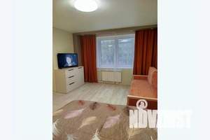 1-к квартира, посуточно, 42м2, 4/5 этаж